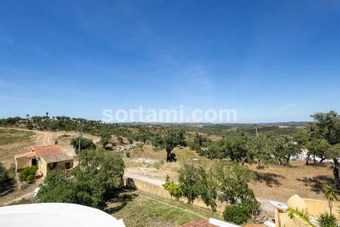 Moradia Isolada T3+4 Venda em Loulé (São Sebastião),Loulé