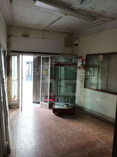 Loja  Venda em Évora (São Mamede, Sé, São Pedro e Santo Antão),Évora