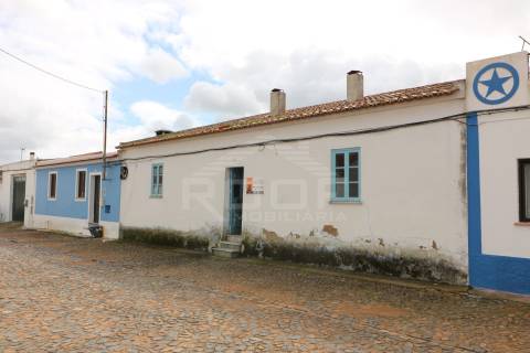 Moradia T3 Venda em Faro do Alentejo,Cuba