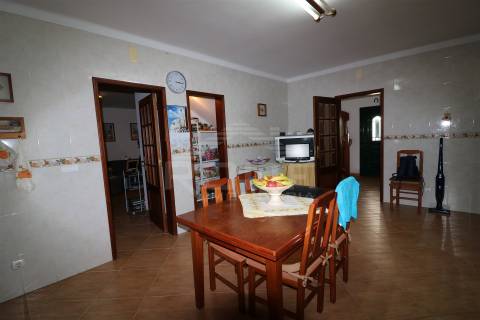 Moradia T4 Venda em Viana do Alentejo,Viana do Alentejo