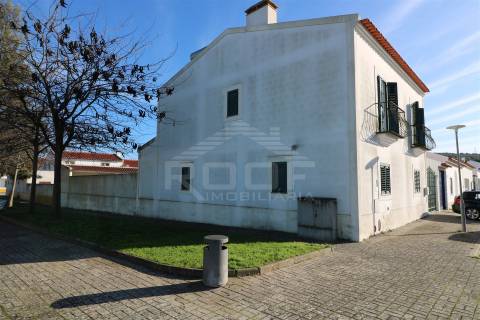 Moradia T4 Venda em Viana do Alentejo,Viana do Alentejo