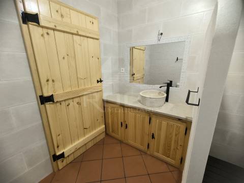 Moradia T3 Venda em Vila Nova da Baronia,Alvito