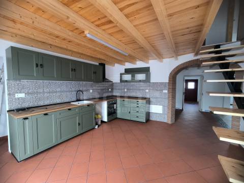 Moradia T3 Venda em Vila Nova da Baronia,Alvito