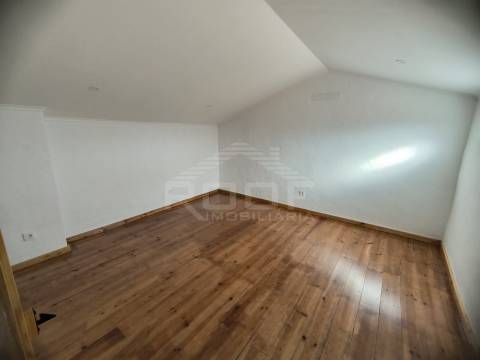 Moradia T3 Venda em Vila Nova da Baronia,Alvito
