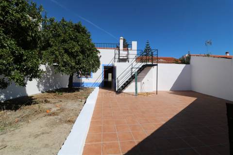 Moradia T3 Venda em Vila Nova da Baronia,Alvito