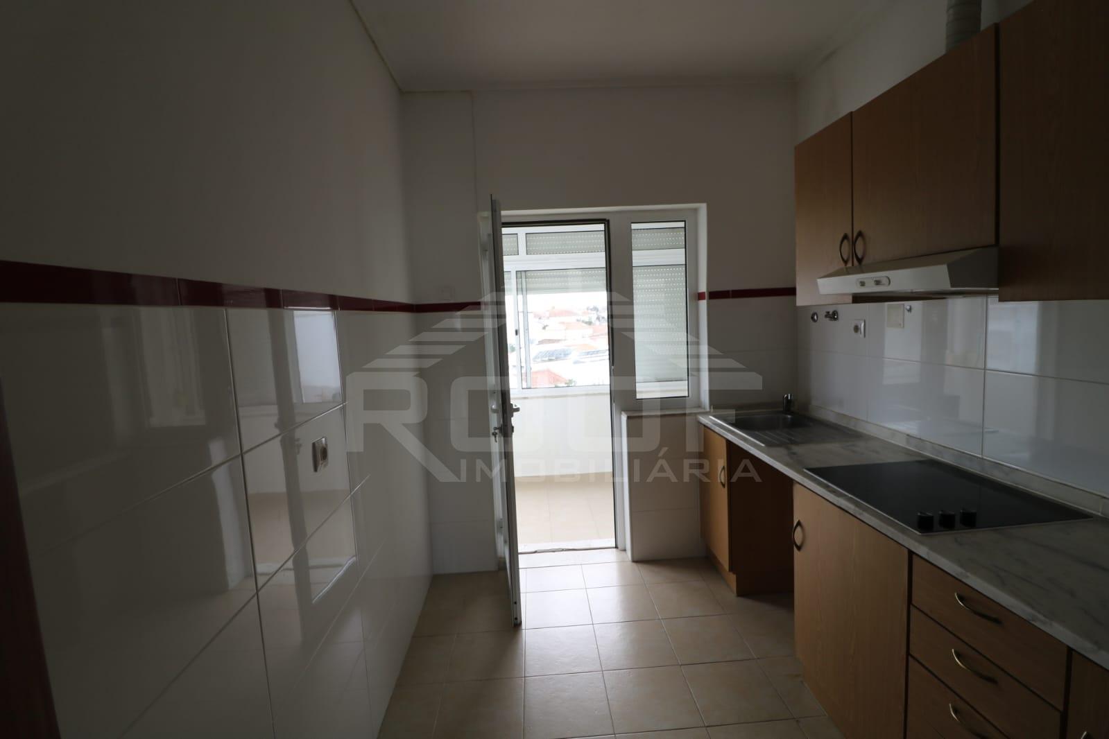 Apartamento T2 Arrendamento em Bacelo e Senhora da Saúde,Évora