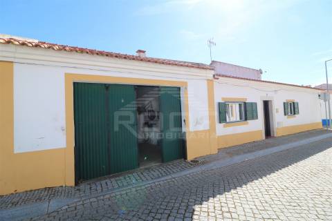 Moradia T3 Venda em Vila Nova da Baronia,Alvito