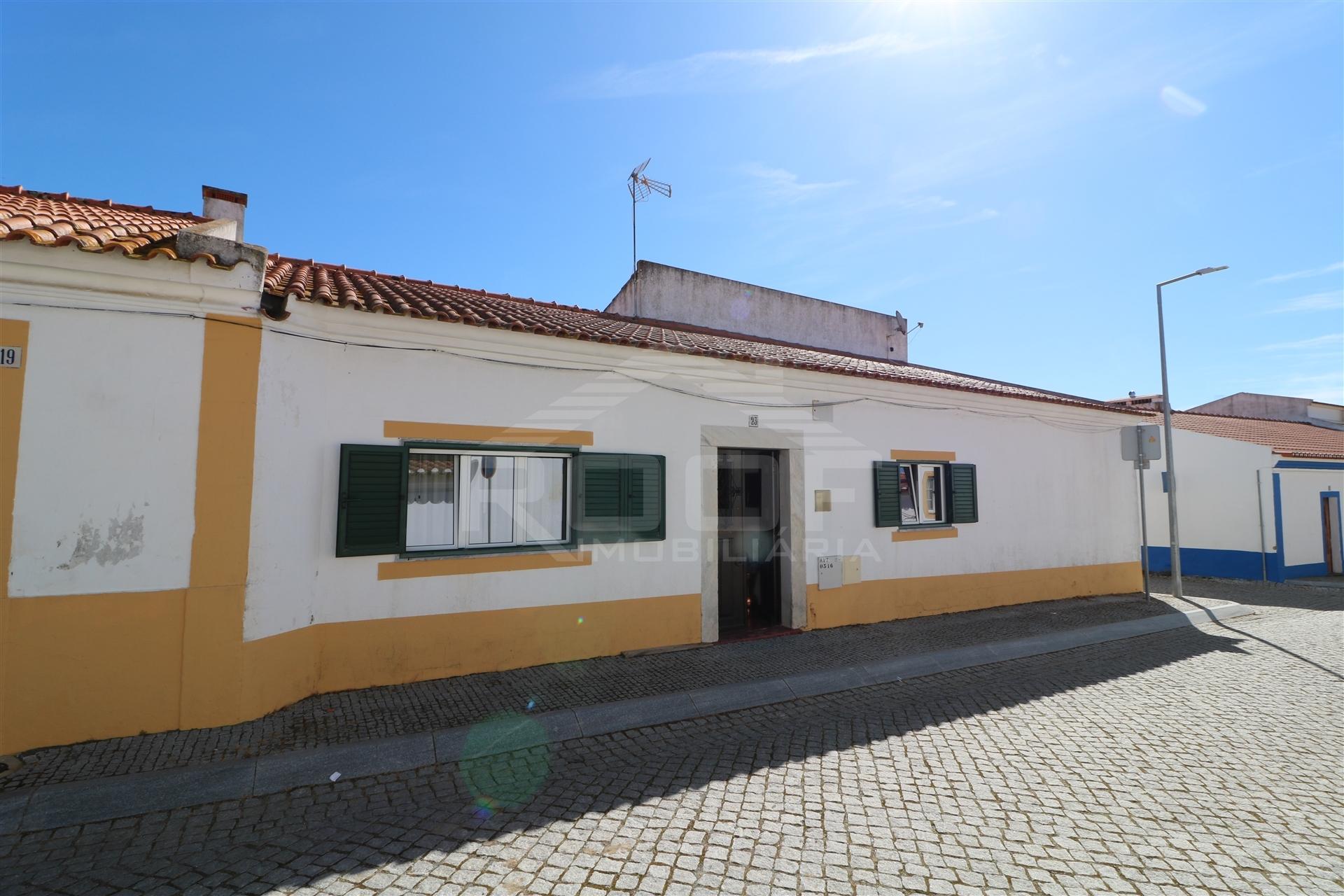 Moradia T3 Venda em Vila Nova da Baronia,Alvito