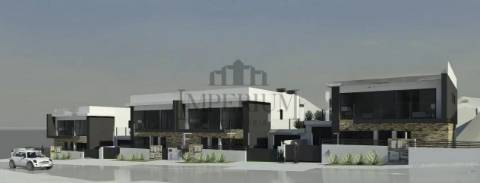 MORADIA V4 EM PROJETO C/ PISCINA NA SOBREDA