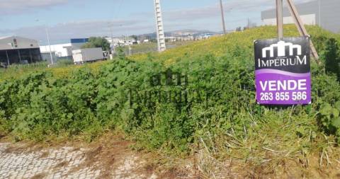 Terreno Urbano T3 Venda em Carregado e Cadafais,Alenquer
