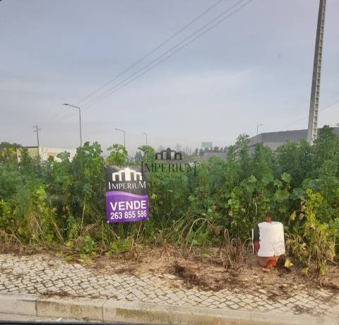Terreno Urbano T3 Venda em Carregado e Cadafais,Alenquer