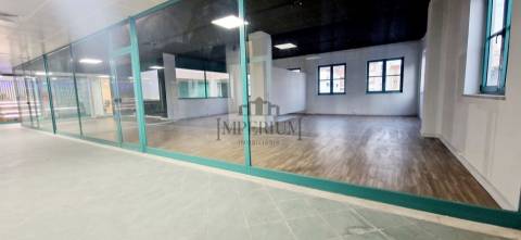 Loja  Arrendamento em Carregado e Cadafais,Alenquer