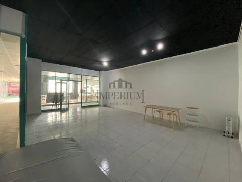 Loja  Arrendamento em Carregado e Cadafais,Alenquer