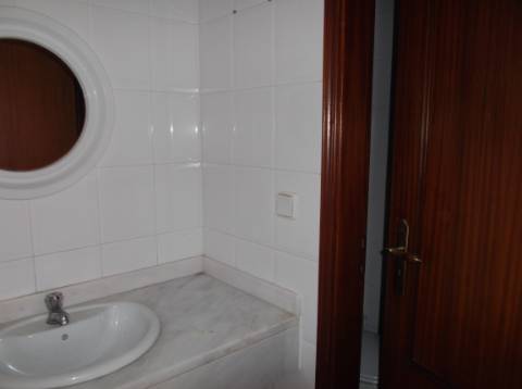 Loja  Venda em Carregado e Cadafais,Alenquer