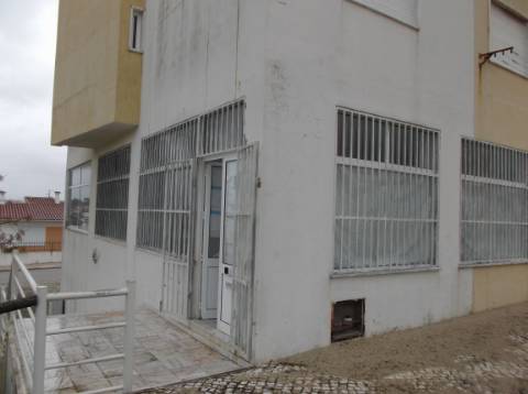 Loja  Venda em Carregado e Cadafais,Alenquer