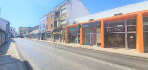 Loja  Venda em Carregado e Cadafais,Alenquer