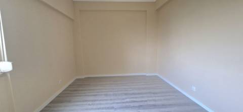 Apartamento T3 Arrendamento em Póvoa de Santo Adrião e Olival Basto,Odivelas