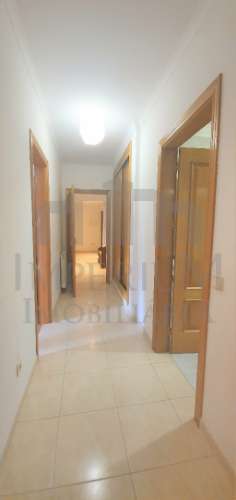 Apartamento T2 Arrendamento em Carregado e Cadafais,Alenquer