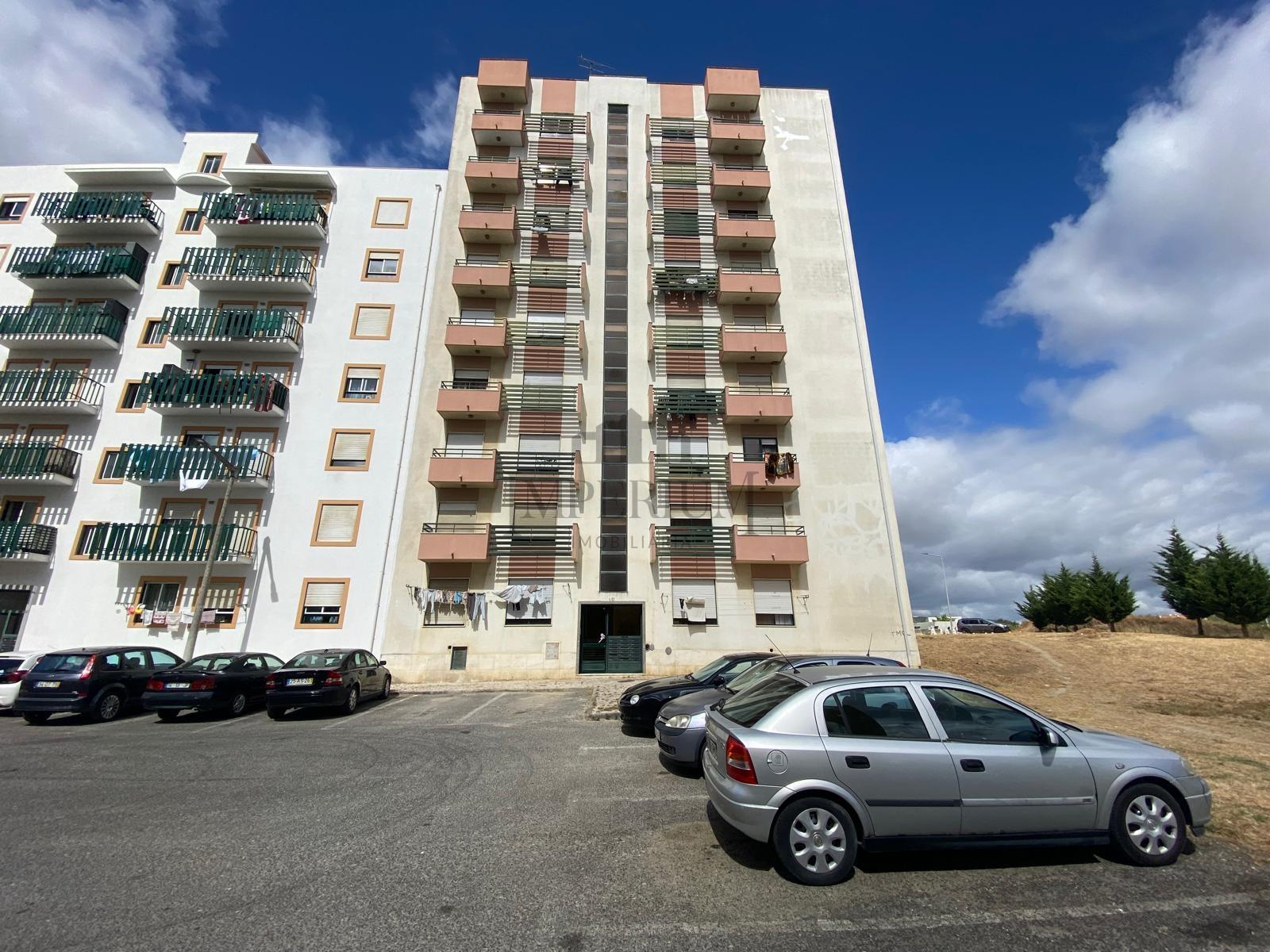 Apartamento T3 Venda em Carregado e Cadafais,Alenquer