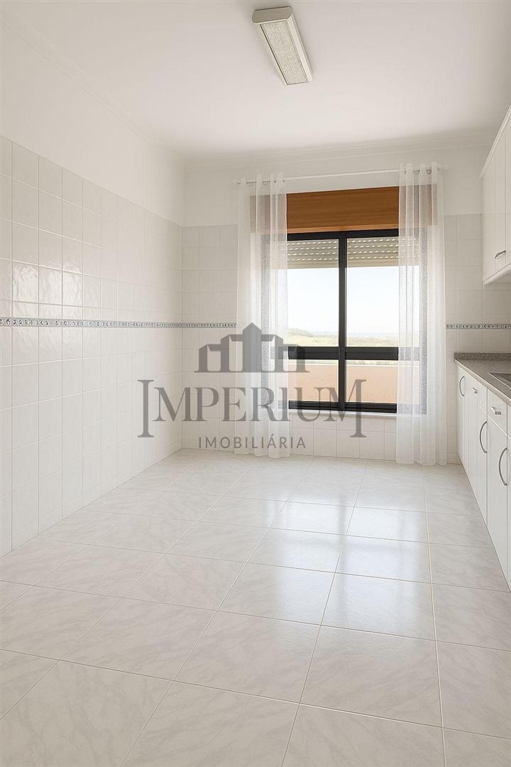 Apartamento T3 Venda em Carregado e Cadafais,Alenquer