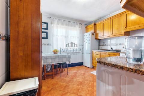 Apartamento T2 Venda em Carregado e Cadafais,Alenquer