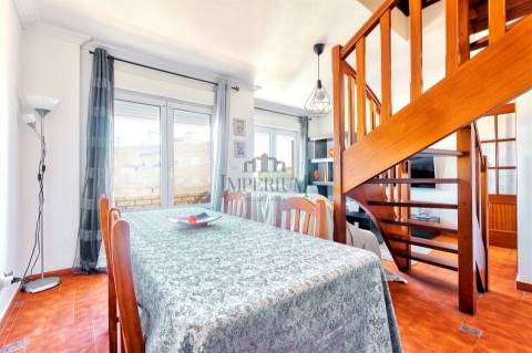 Apartamento T2 Venda em Carregado e Cadafais,Alenquer