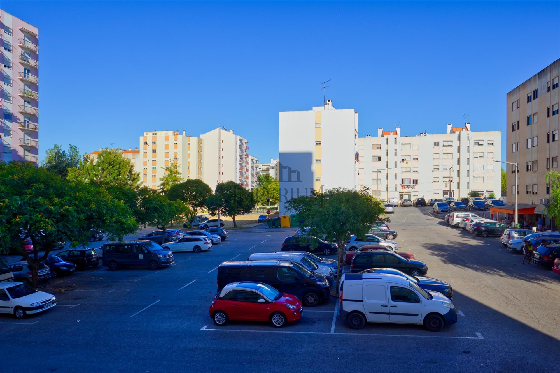 Apartamento T2 Venda em Carregado e Cadafais,Alenquer