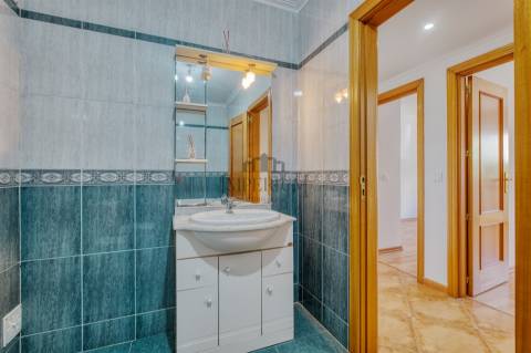 Apartamento T2 Venda em Carregado e Cadafais,Alenquer