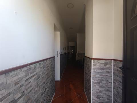 Andar Moradia T2 Arrendamento em Alenquer (Santo Estêvão e Triana),Alenquer