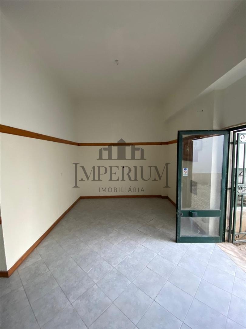 Loja  Venda em Castanheira do Ribatejo e Cachoeiras,Vila Franca de Xira