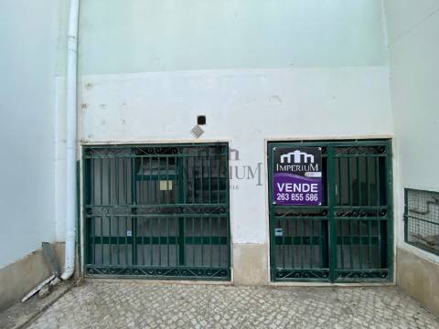 Loja  Venda em Castanheira do Ribatejo e Cachoeiras,Vila Franca de Xira