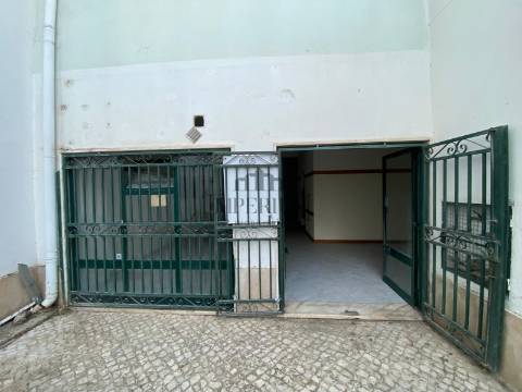 Loja  Venda em Castanheira do Ribatejo e Cachoeiras,Vila Franca de Xira