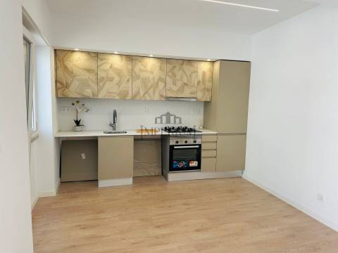 Apartamento T2 Venda em Almada, Cova da Piedade, Pragal e Cacilhas,Almada