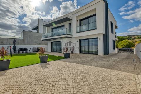 Moradia T3 Venda em Alenquer (Santo Estêvão e Triana),Alenquer