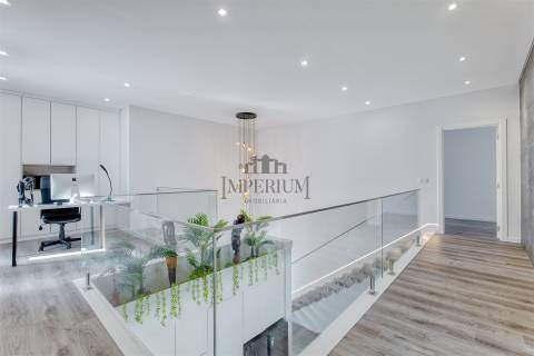 Moradia T3 Venda em Alenquer (Santo Estêvão e Triana),Alenquer