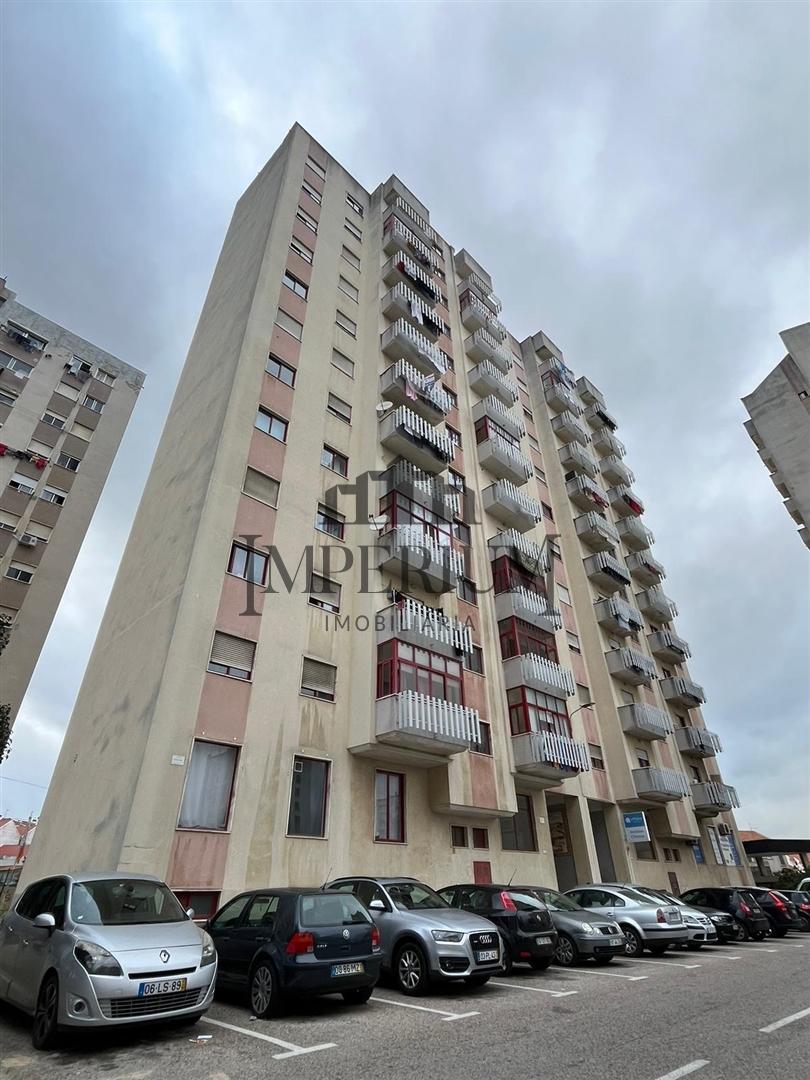 Apartamento T3 Venda em Carregado e Cadafais,Alenquer