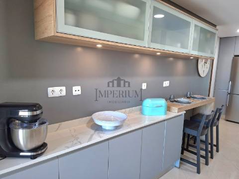 Apartamento T3 Venda em Carregado e Cadafais,Alenquer