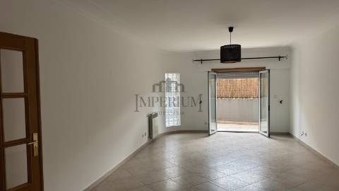 Apartamento T3 Venda em Carregado e Cadafais,Alenquer