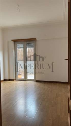 Apartamento T3 Venda em Carregado e Cadafais,Alenquer