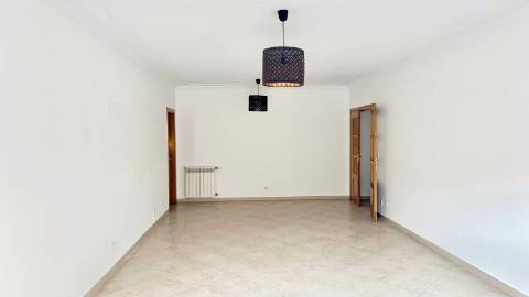 Apartamento T3 Venda em Carregado e Cadafais,Alenquer