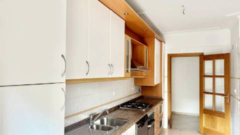 Apartamento T3 Venda em Carregado e Cadafais,Alenquer