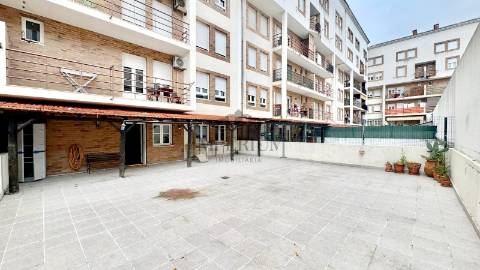 Apartamento T3 Venda em Carregado e Cadafais,Alenquer