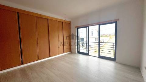 Moradia T5 Venda em Laranjeiro e Feijó,Almada