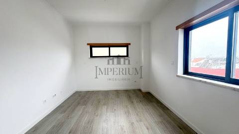 Moradia T5 Venda em Laranjeiro e Feijó,Almada