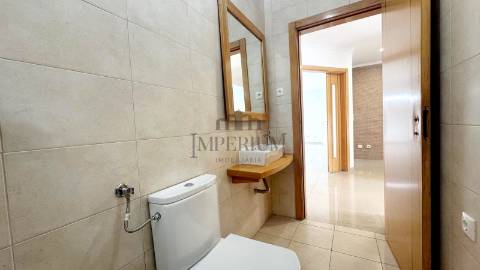 Moradia T5 Venda em Laranjeiro e Feijó,Almada