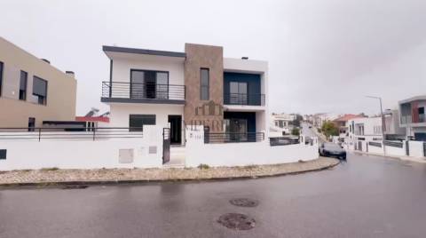 Moradia T5 Venda em Laranjeiro e Feijó,Almada