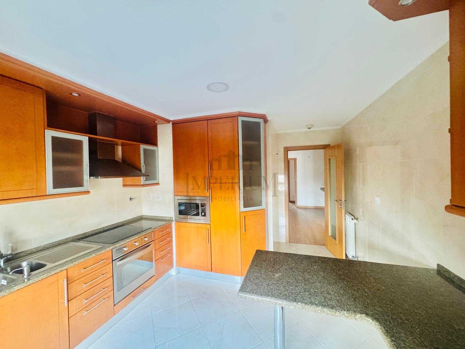 Apartamento T3 Venda em Odivelas,Odivelas