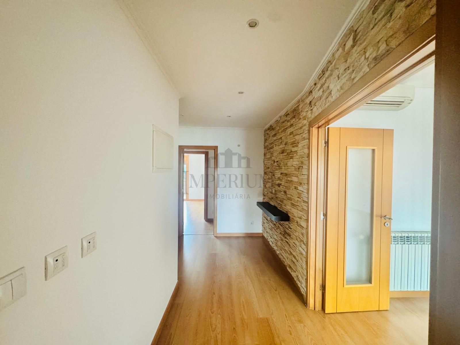 Apartamento T3 Venda em Odivelas,Odivelas