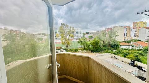 Apartamento T3 Venda em São Domingos de Benfica,Lisboa