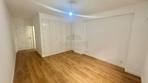 Apartamento T3 Venda em São Domingos de Benfica,Lisboa